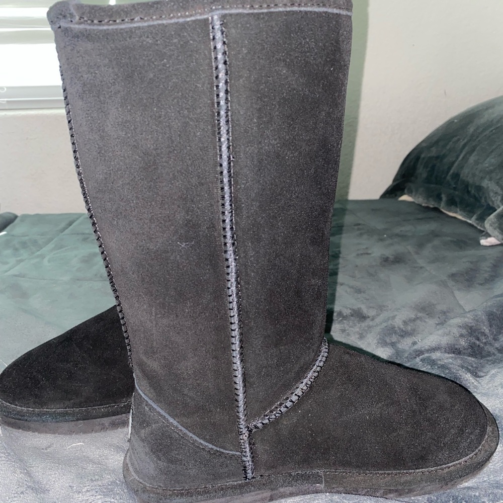 Womens bearpaw black boots